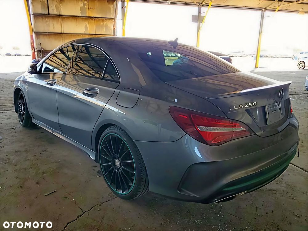Mercedes-Benz CLA - 6