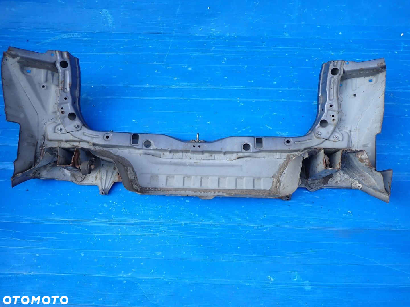 TOYOTA COROLLA VERSO 01-03 PAS TYLNY - 6