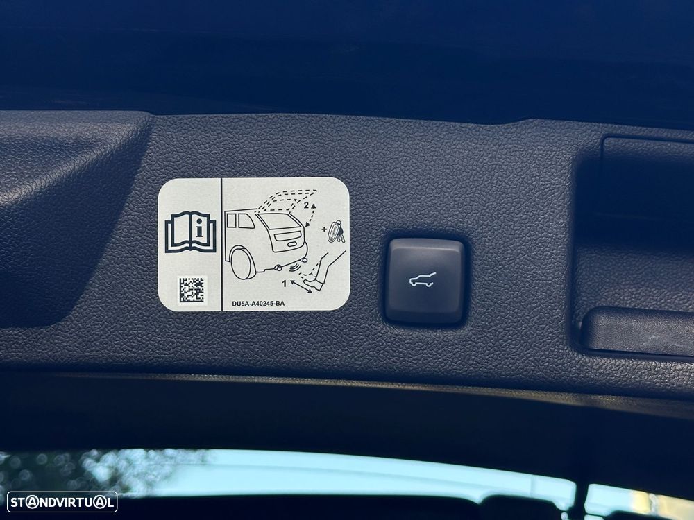 Ford Kuga 2.5 PHEV Titanium - 24