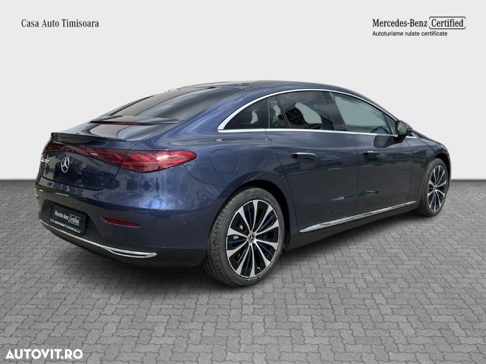 Mercedes-Benz EQE 300 - 5