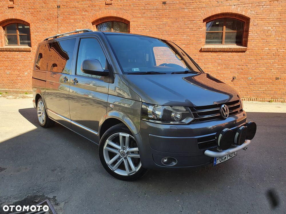 Volkswagen Multivan - 1