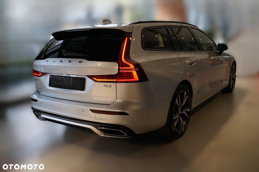 Volvo V60 B4 B Ultra Dark - 4