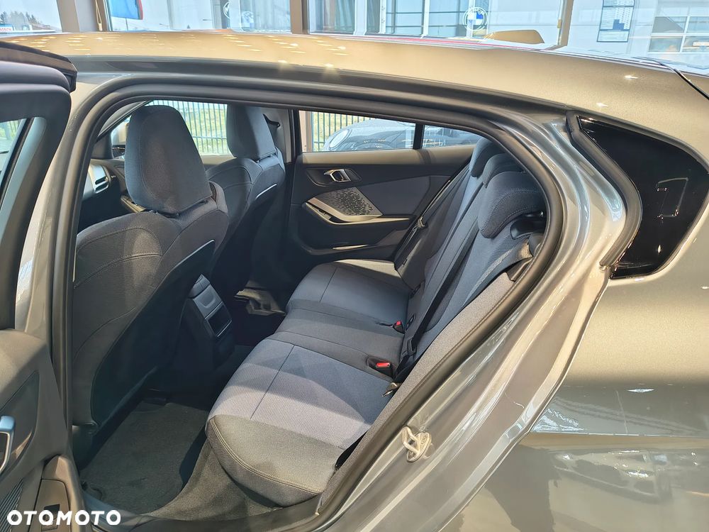 BMW Seria 1 - 21
