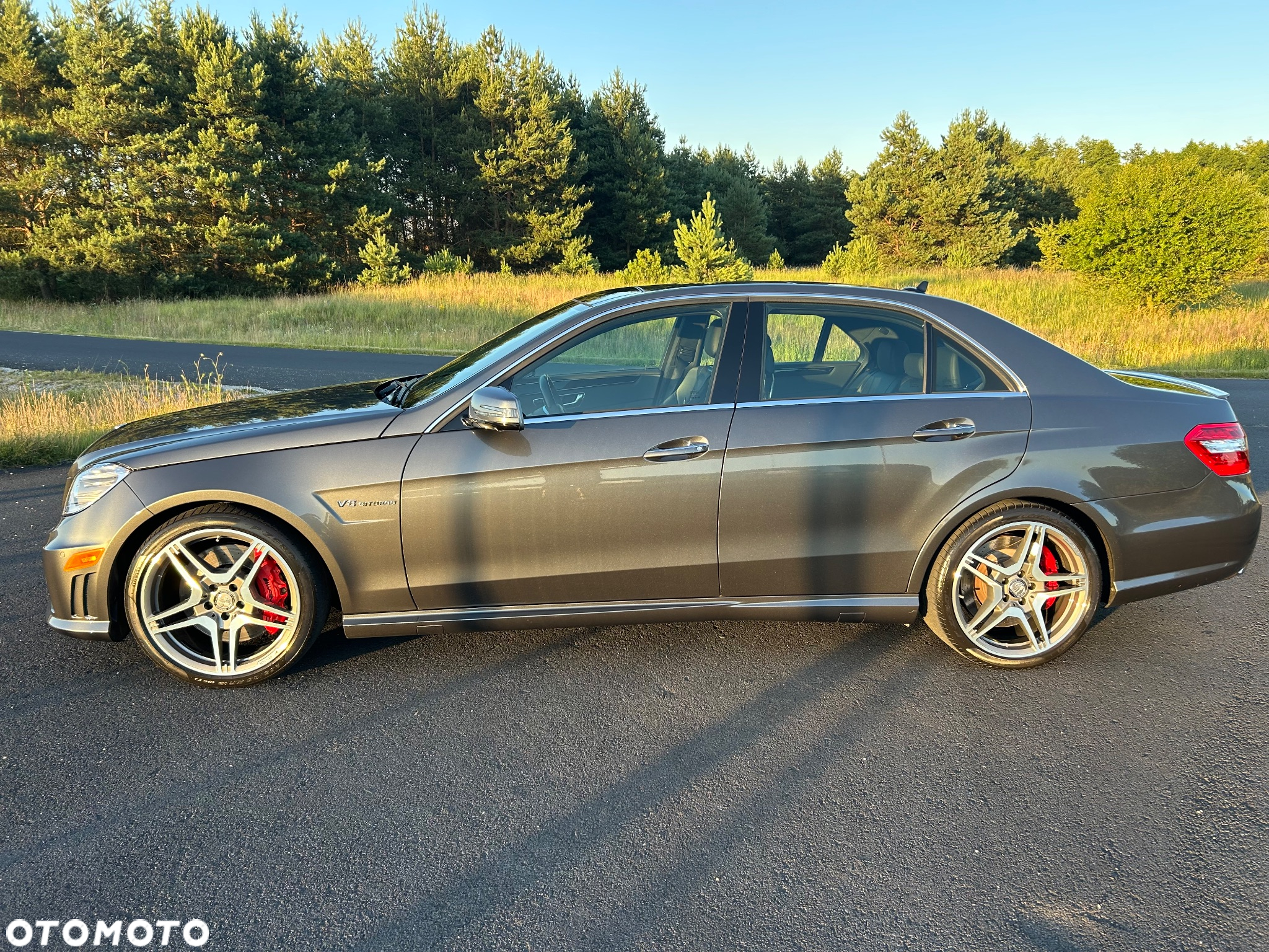 Mercedes-Benz Klasa E 63 AMG - 16