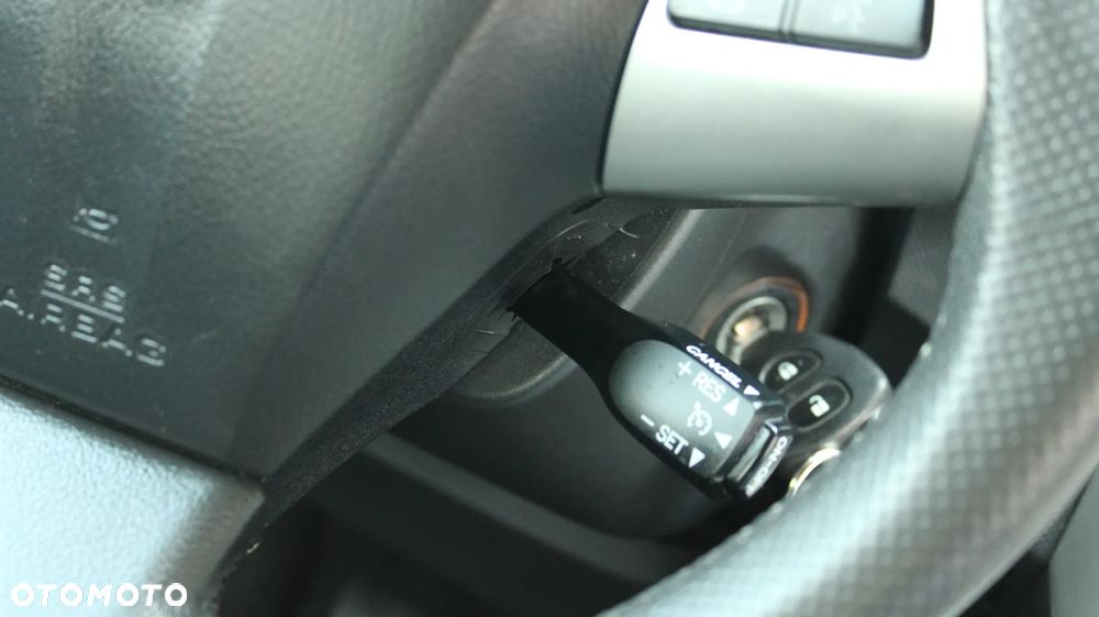 Toyota Auris 1.6 Executive - 39