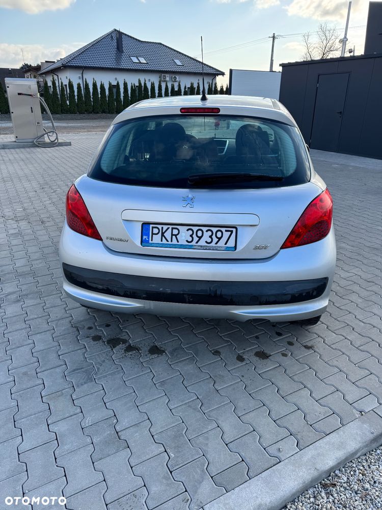 Peugeot 207 1.4 16V Presence - 5