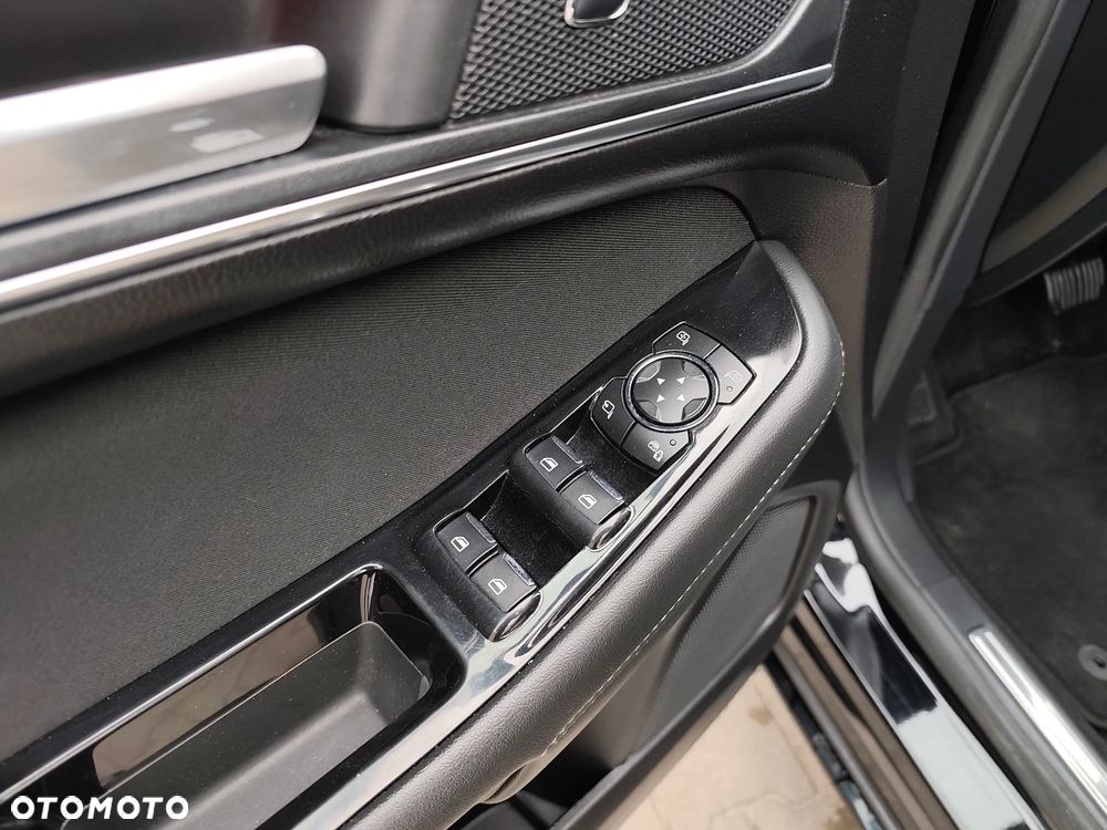 Ford S-Max 2.0 TDCi Titanium PowerShift - 31