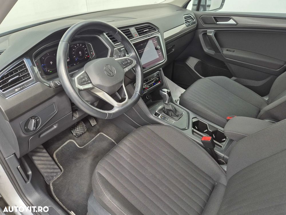 Volkswagen Tiguan 2.0 TDI DSG Life - 9