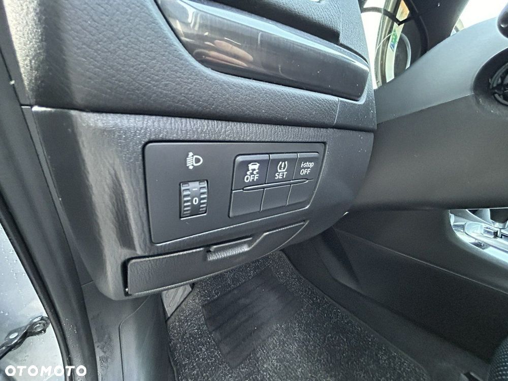 Mazda 6 2.2 Kombi SKYACTIV-D Center-Line - 11