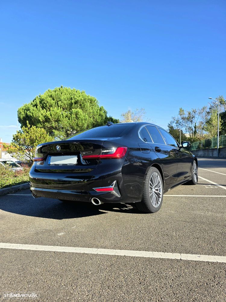 BMW 320 d Line Luxury Auto - 4