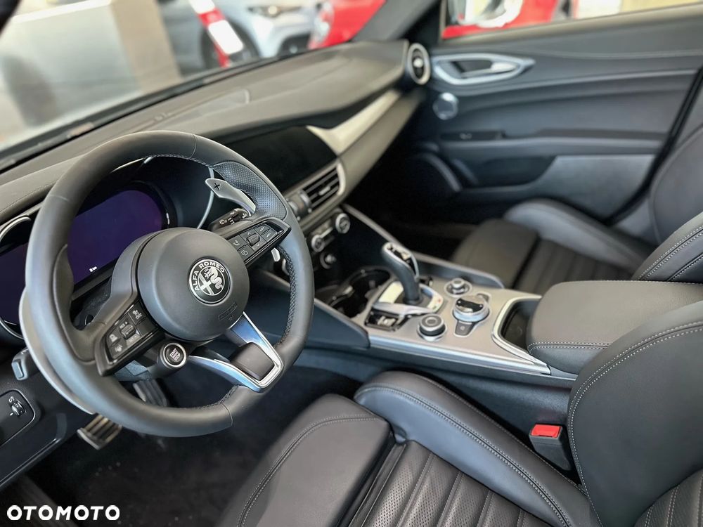 Alfa Romeo Giulia 2.0 Turbo Veloce Q4 - 3