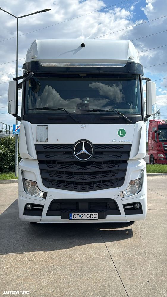 Mercedes-Benz ACTROS - 2