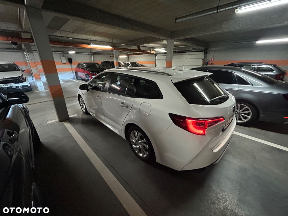 Toyota Corolla - 10