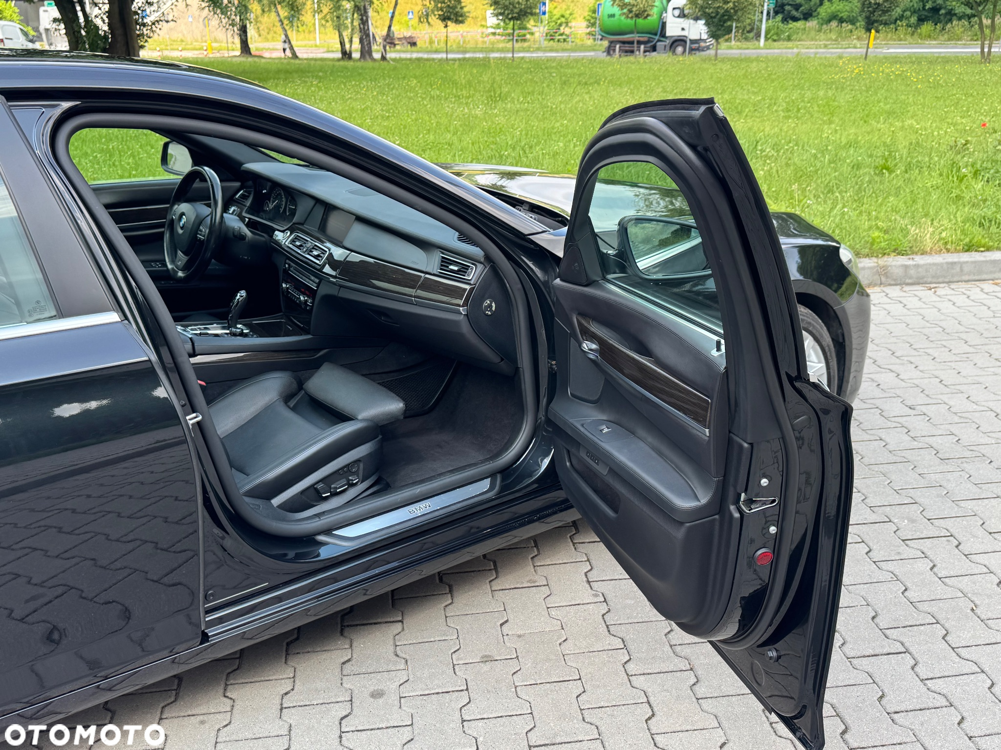 BMW Seria 7 740d xDrive - 12