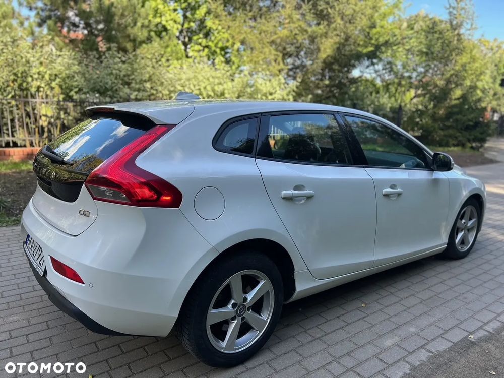 Volvo V40 D2 Kinetic - 9