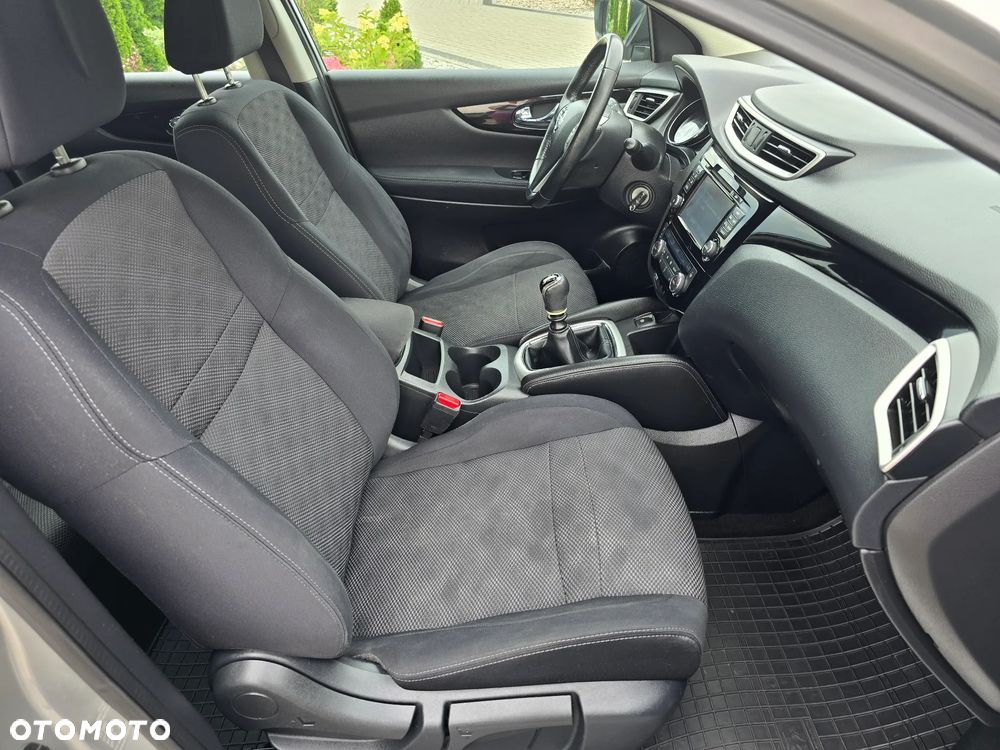 Nissan Qashqai 1.6 DCi Acenta EU6 - 23