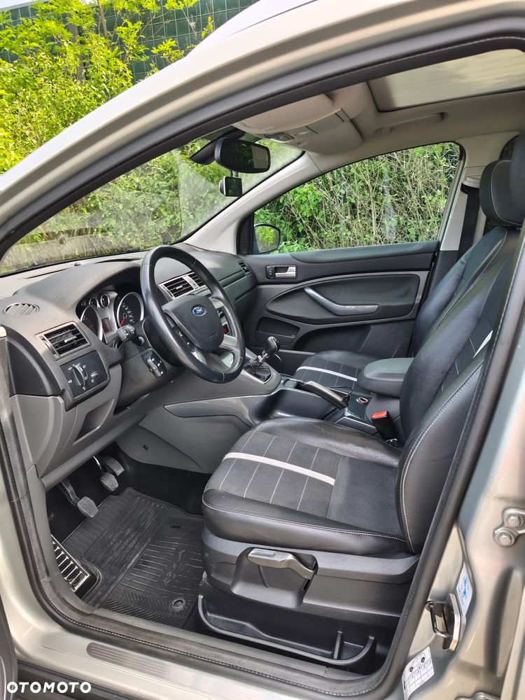 Ford Kuga 2.0 TDCi Titanium - 12