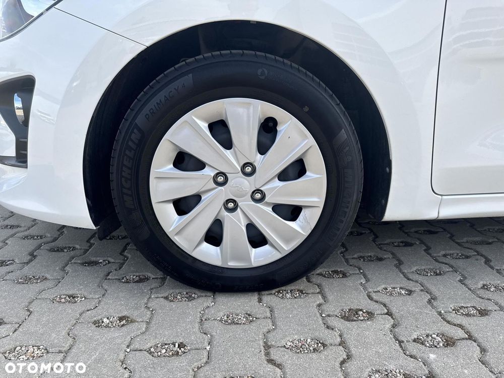 Kia Rio - 18