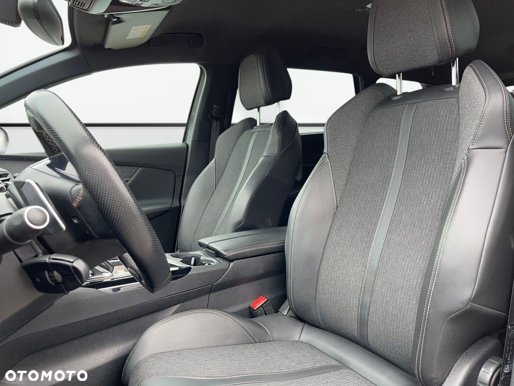 Peugeot 5008 - 12