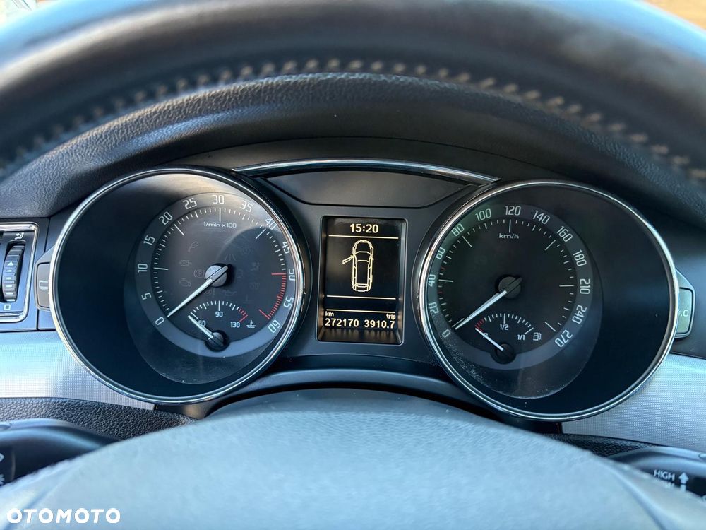 Skoda Superb 2.0 TDI Business - 17