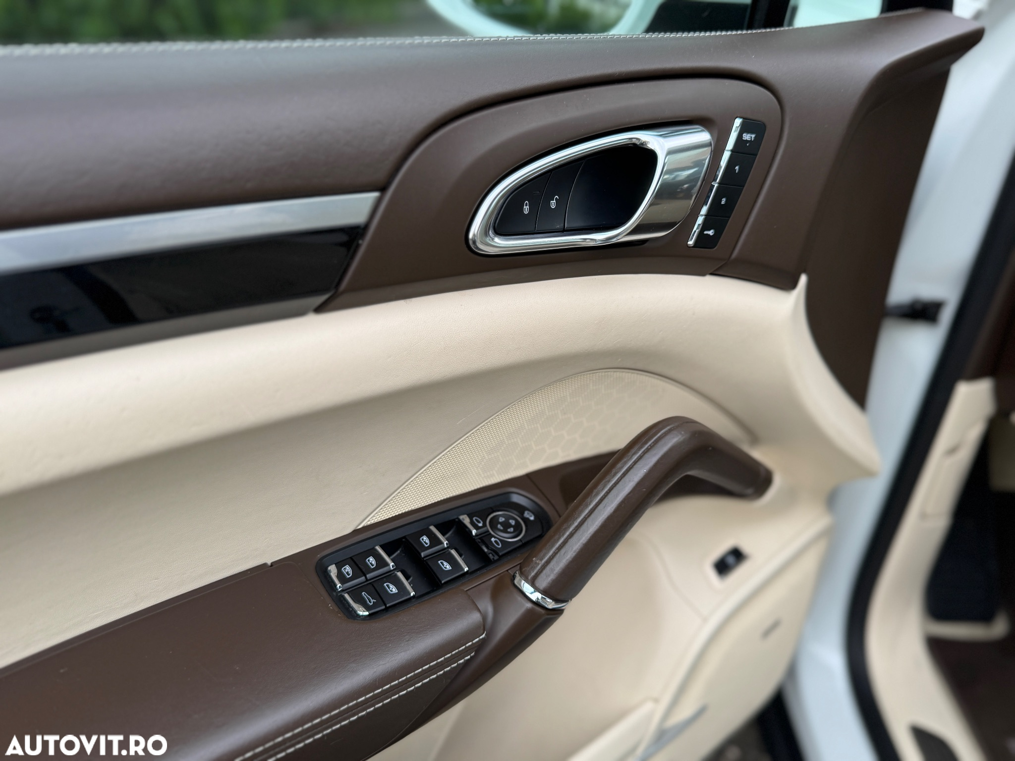Porsche Cayenne S E-Hybrid Tiptronic S - 25