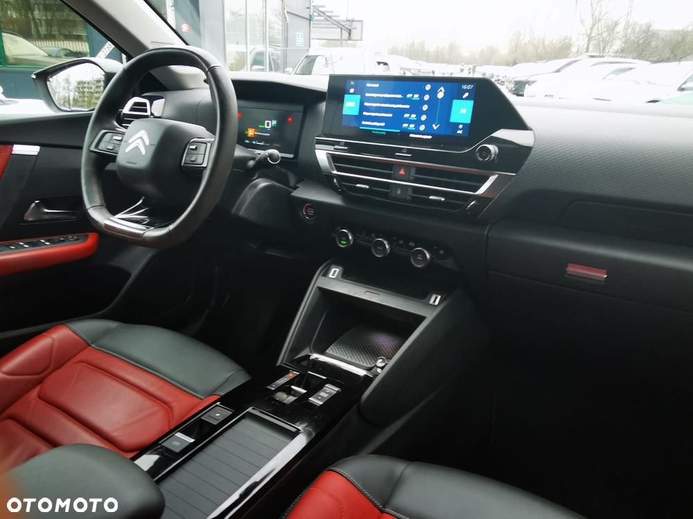 Citroën C4 EV136 50kWh Shine - 4