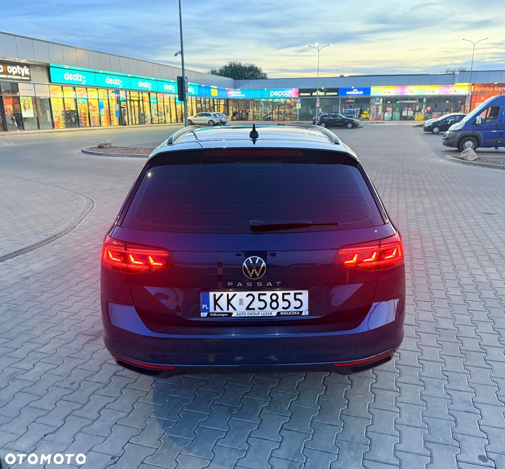 Volkswagen Passat Variant 2.0 TDI SCR DSG Business - 4