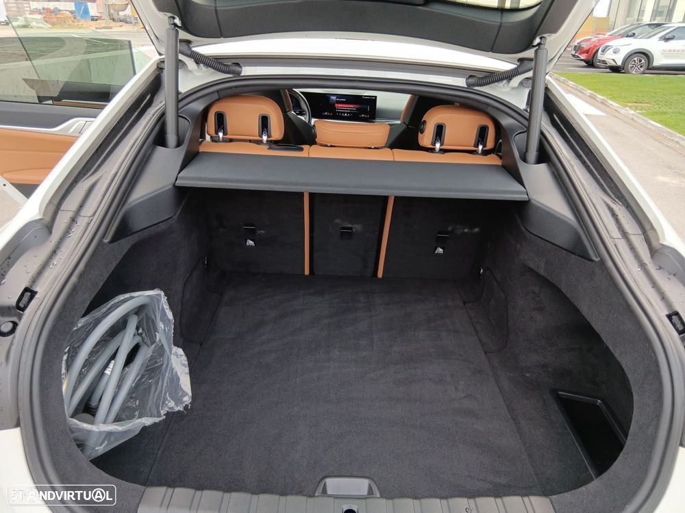 BMW i4 M50 Pack Desportivo M Pro - 27