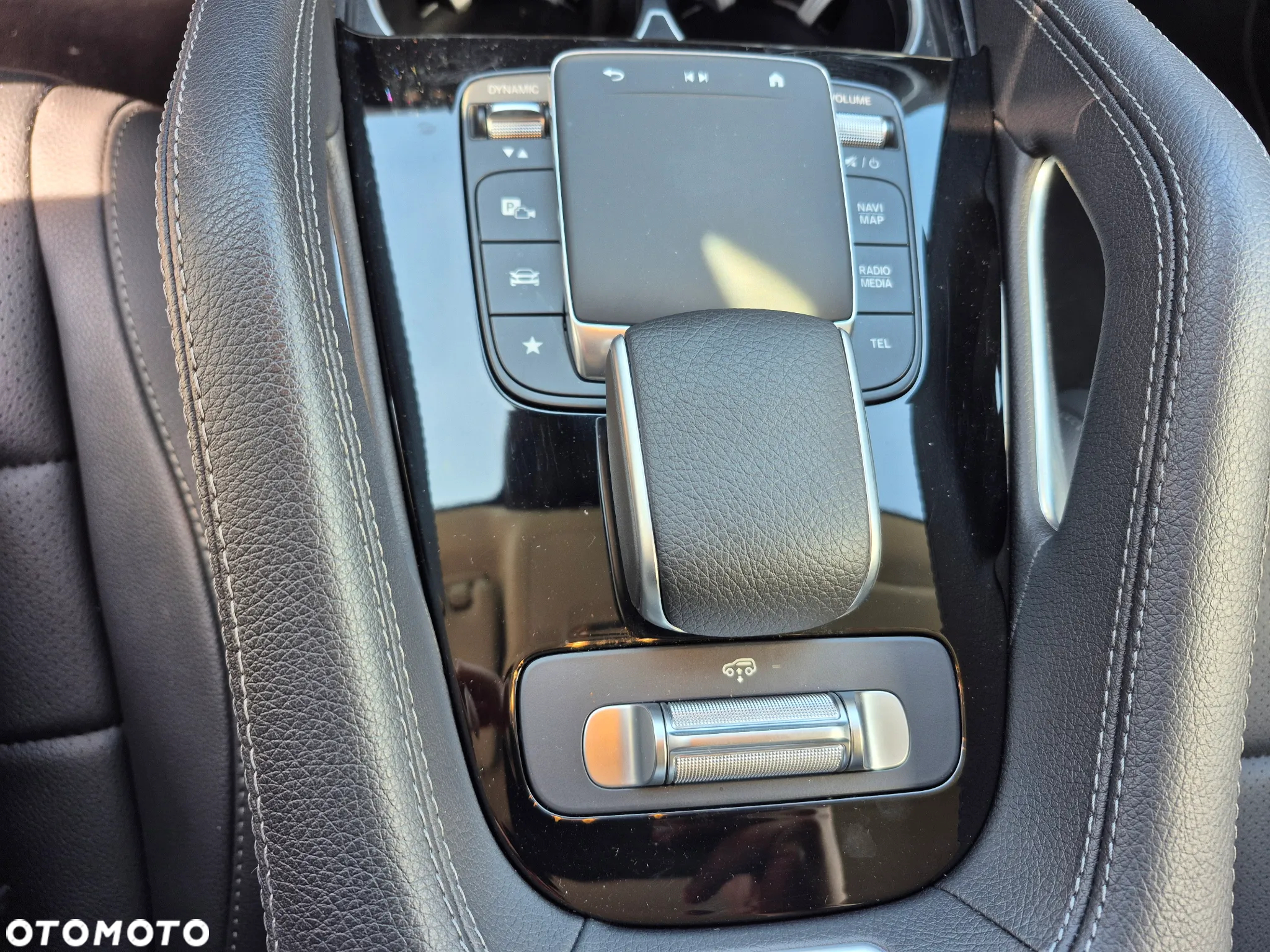 Mercedes-Benz GLE 300 d 4-Matic - 11