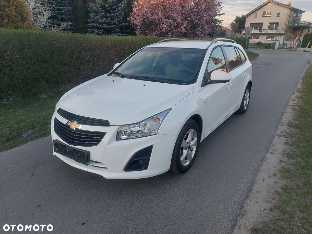 Chevrolet Cruze 1.6 LS - 1