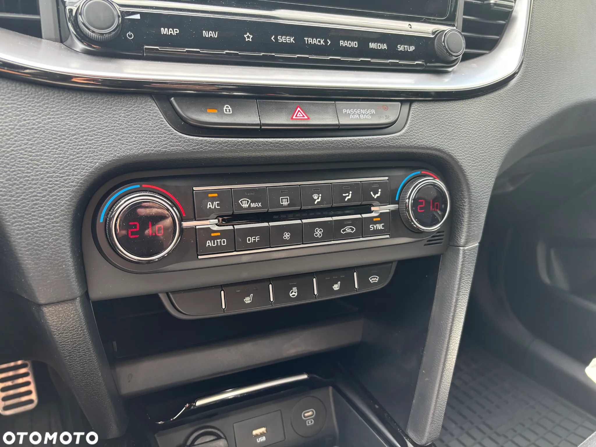 Kia ProCeed 1.5 T-GDI GT Line - 10