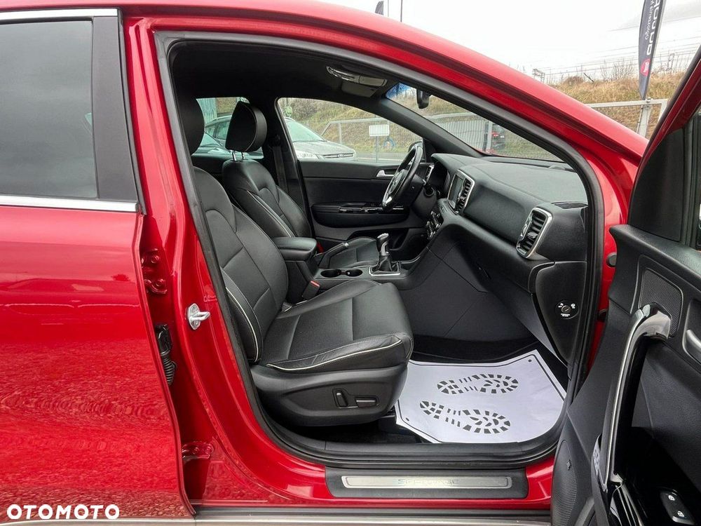 Kia Sportage 2,0 CRDI AWD GT Line - 8