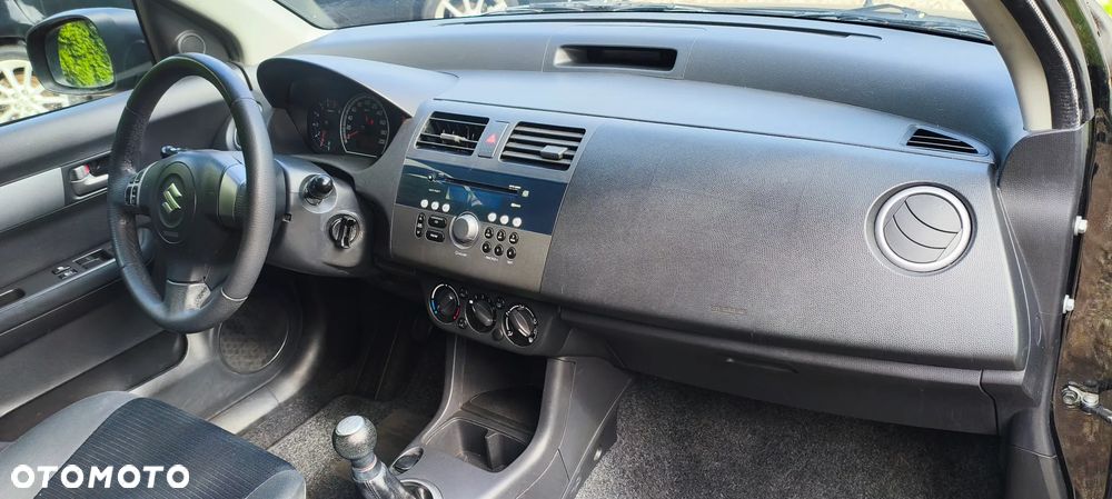 Suzuki Swift 1.3 Comfort - 12