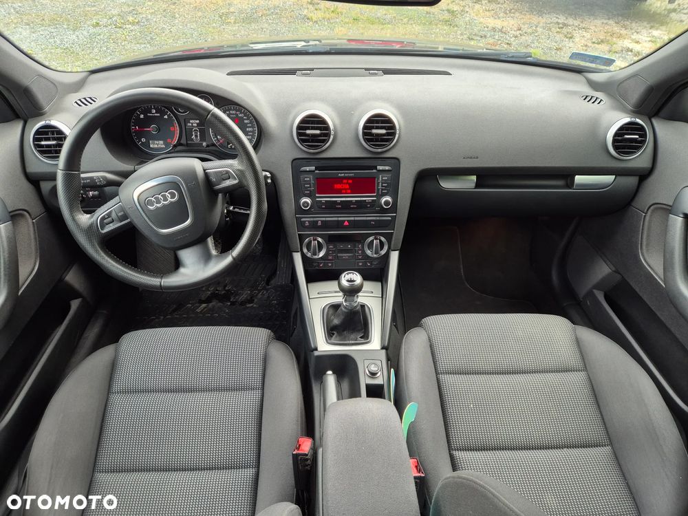 Audi A3 Sportback 2.0 TDI Attraction - 19