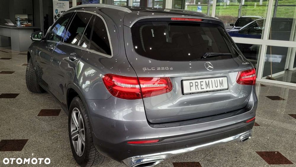 Mercedes-Benz GLC - 9