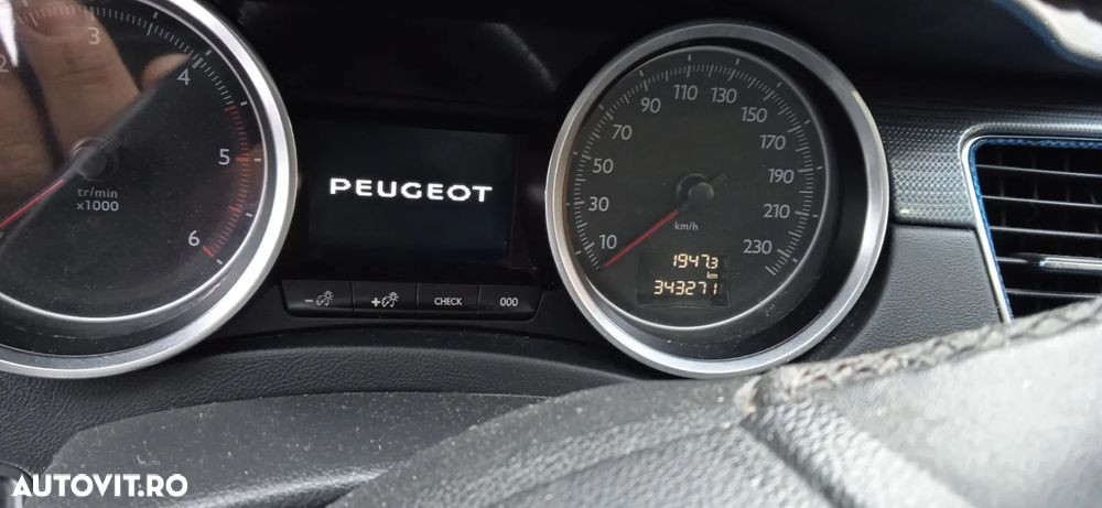 Peugeot 508 SW 2.0 HDI FAP Allure - 11