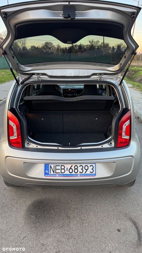 Volkswagen up! 1.0 move CityLine - 17