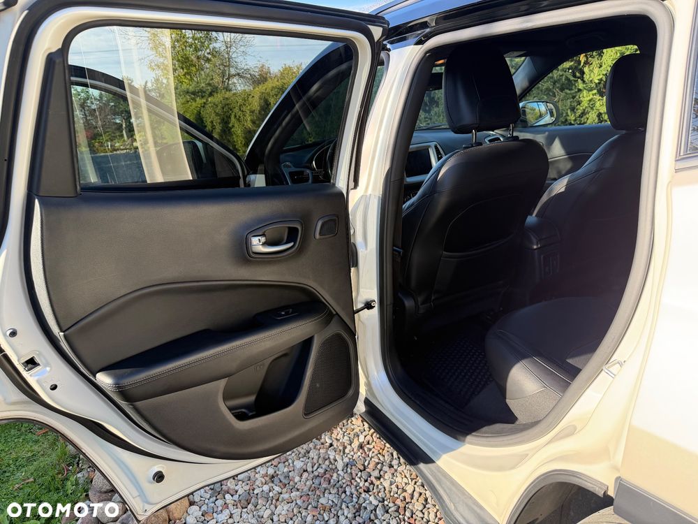 Jeep Compass - 21