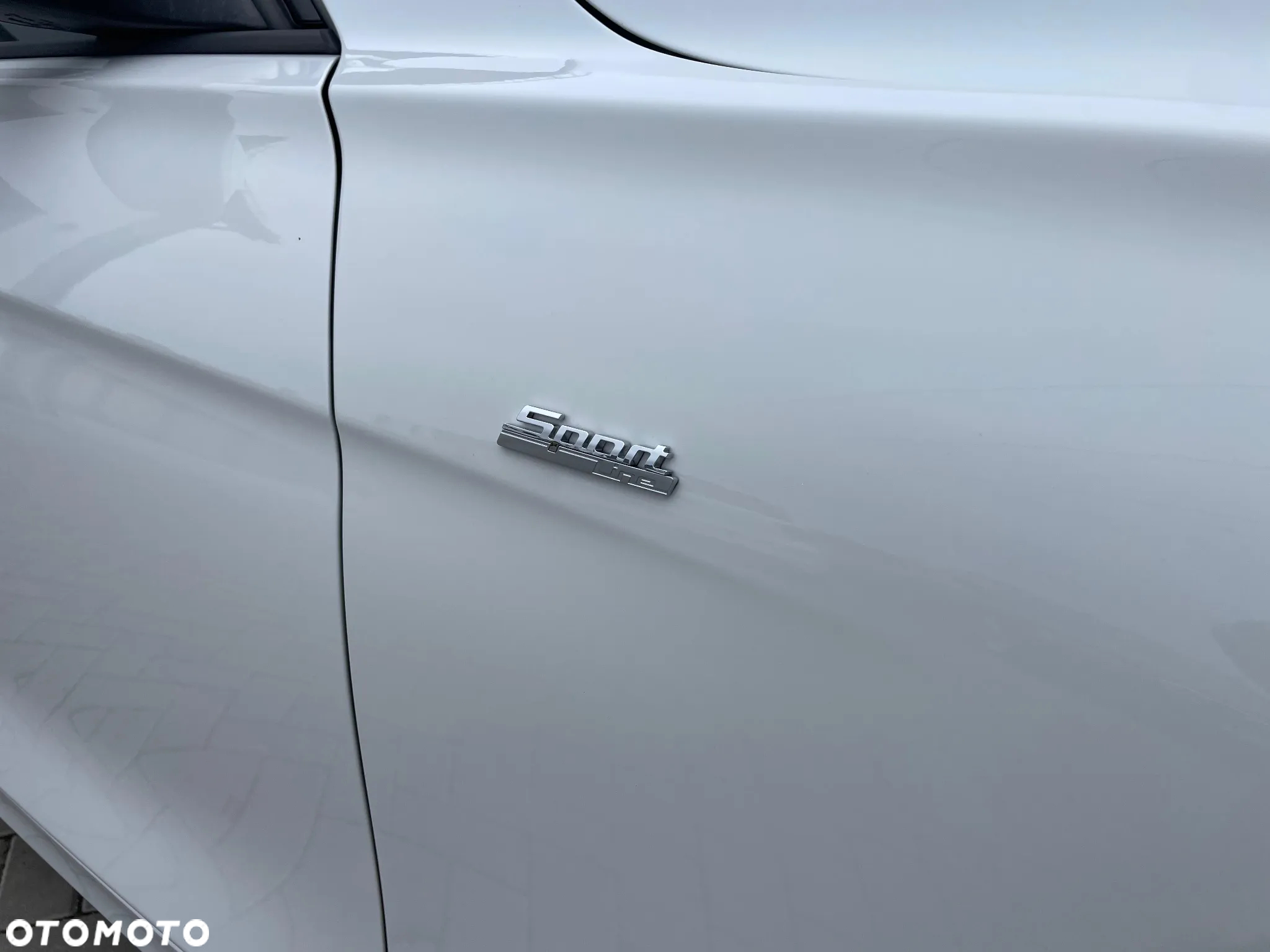 BMW Seria 3 320d Sport Line - 9