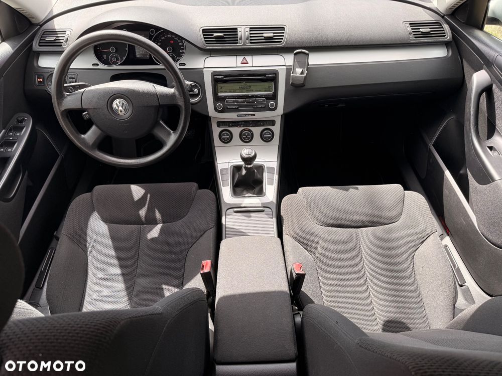 Volkswagen Passat 2.0 TDI DPF 4Mot Comfortline - 13