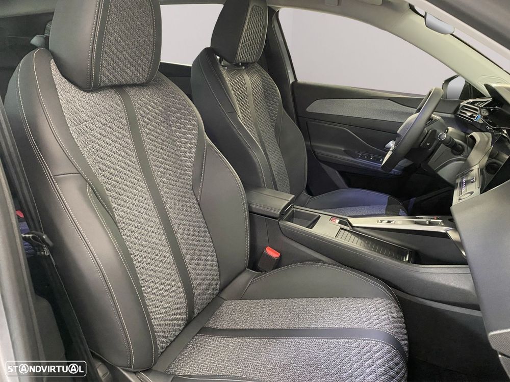 Peugeot 308 SW 1.2 Hybrid Allure e-DCS6 - 18