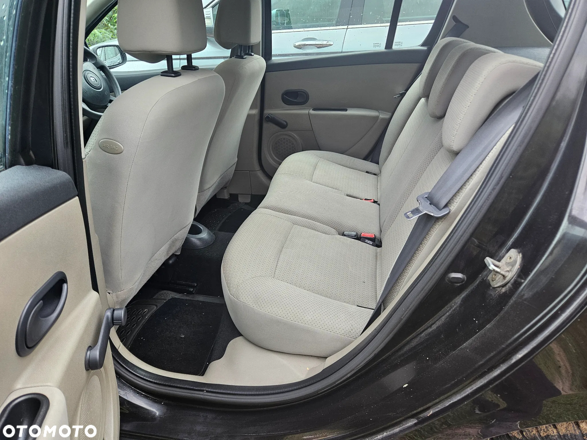 Renault Clio 1.4 16V Confort Dynamique - 5