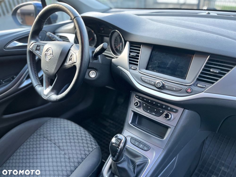 Opel Astra - 8