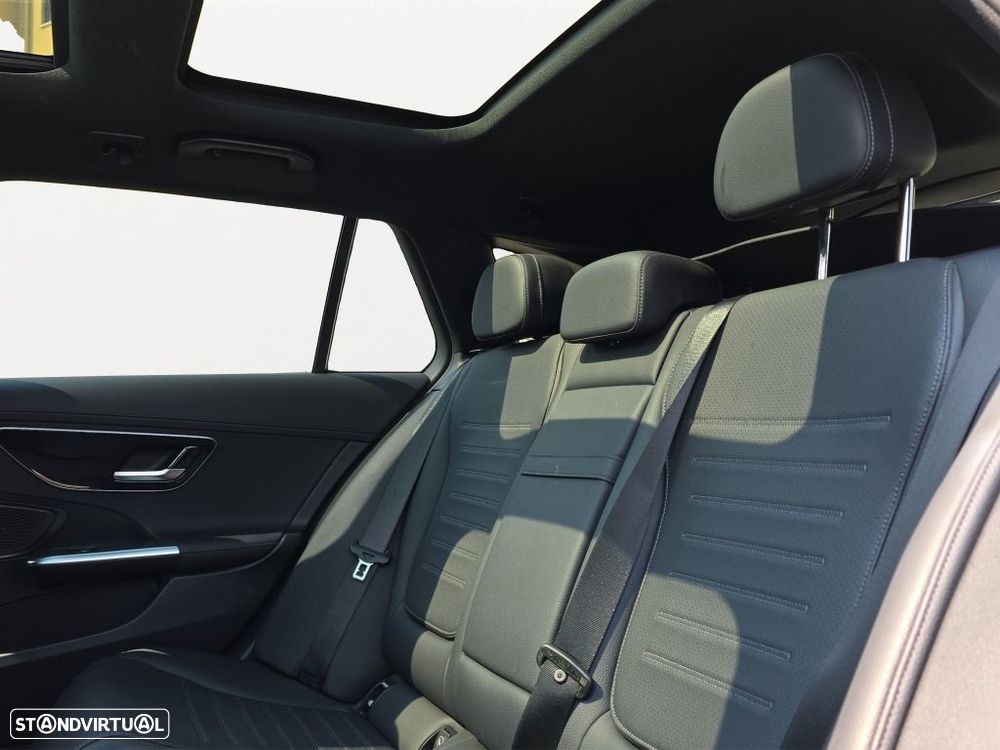 Mercedes-Benz C 300 - 16