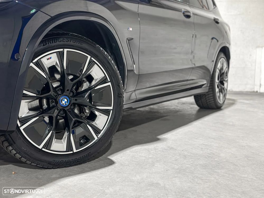 BMW iX3 M Sport Impressive - 2