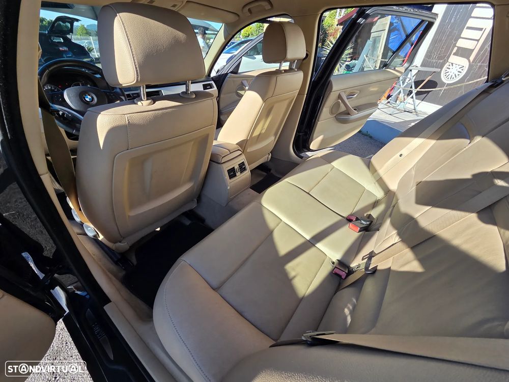 BMW 320 d Navigation - 4