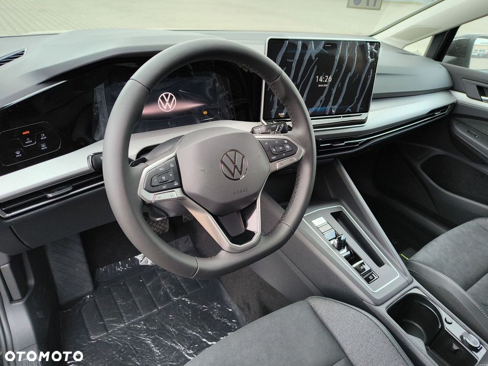 Volkswagen Golf - 9