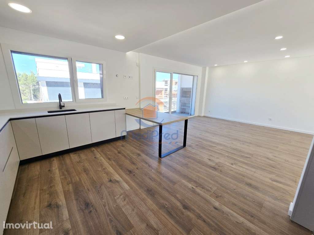 Moradia T5 isolada, com Piscina de Água Salgada | Santa Iria de Azó... - Grande imagem: 4/56