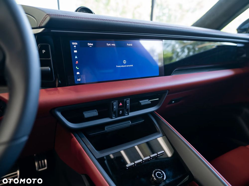 Porsche Macan Turbo 100kWh - 13
