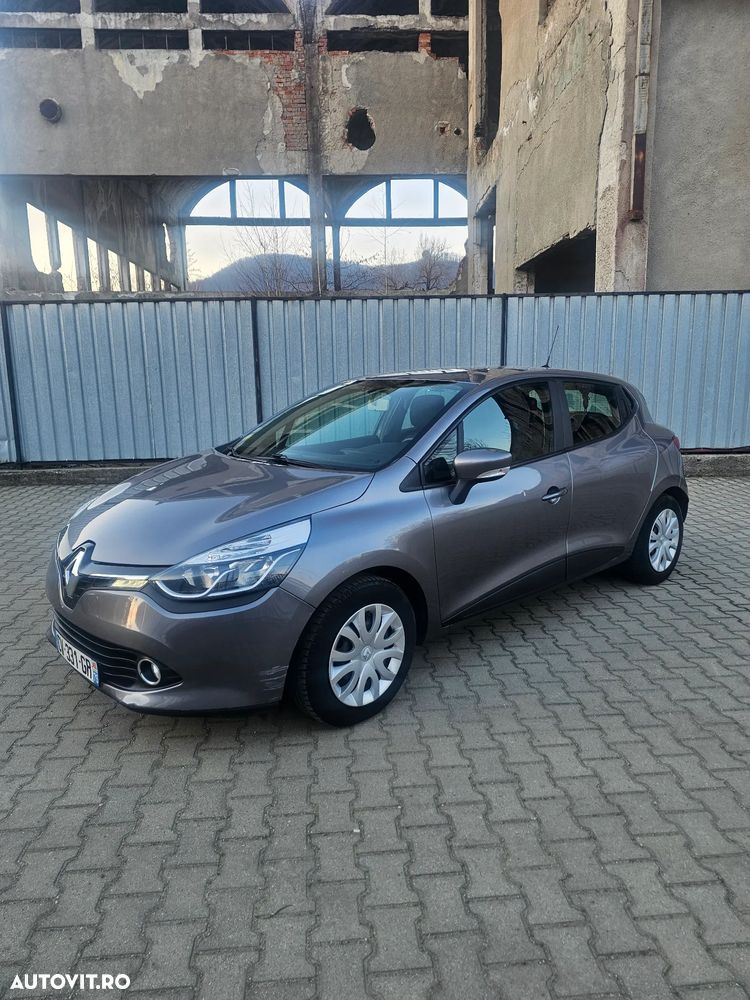 Renault Clio - 17